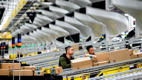 Amazon Fulfillment Center Warehouse Associate. . Amazon jobs fulfillment